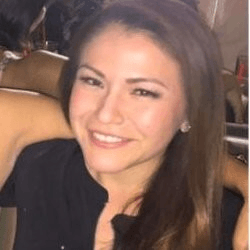 Portrait of Jennifer Hinostroza, Independent Recruiter