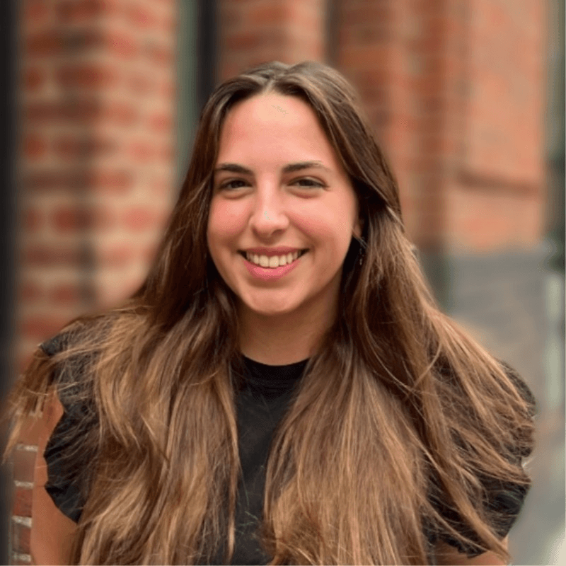 Portrait of Stella Sanchis, Independent Recruiter